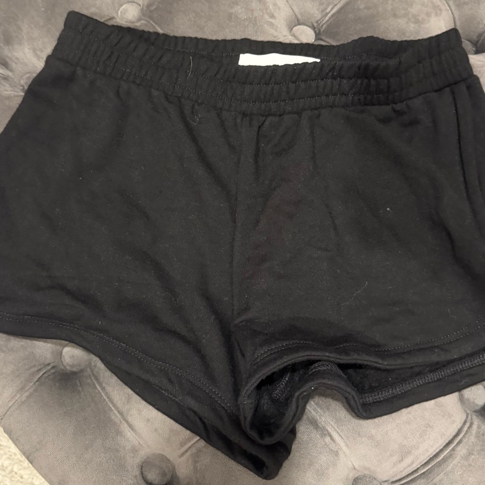 TALENTLESS Women's Black Athletic Shorts